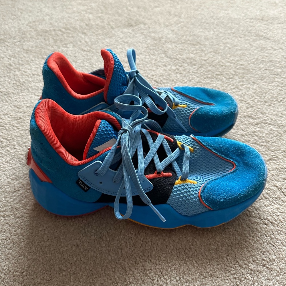 James Harden Big Boys Basketball Shoes, Size 6.5, 20TEL